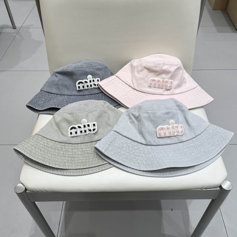 Miumiu hat 040202